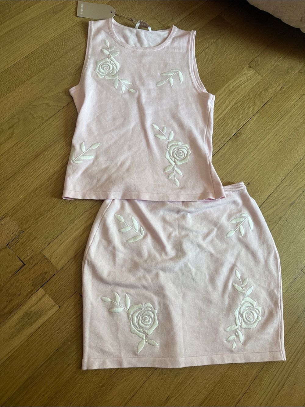 Meshki Pink Sleeveless Embroidered Rose Skirt Set